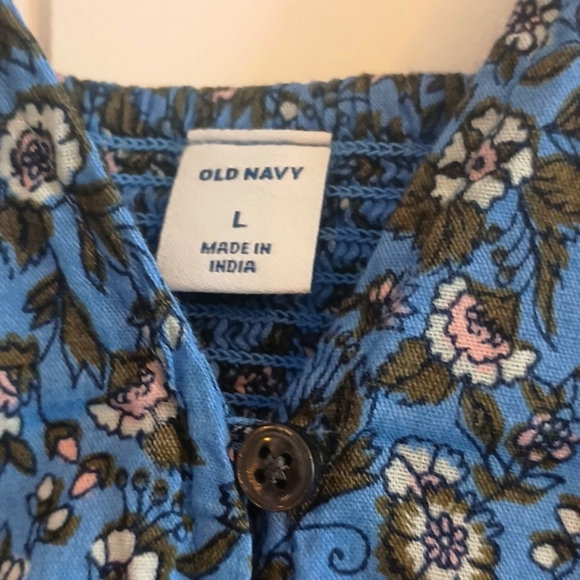 Old Navy Top - Picture 7 of 7